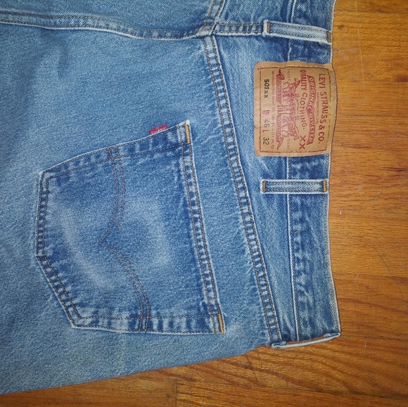 46x32 mens vintage LEVI'S 501 buttonfly BLUE JEANS - Picture 3 of 5